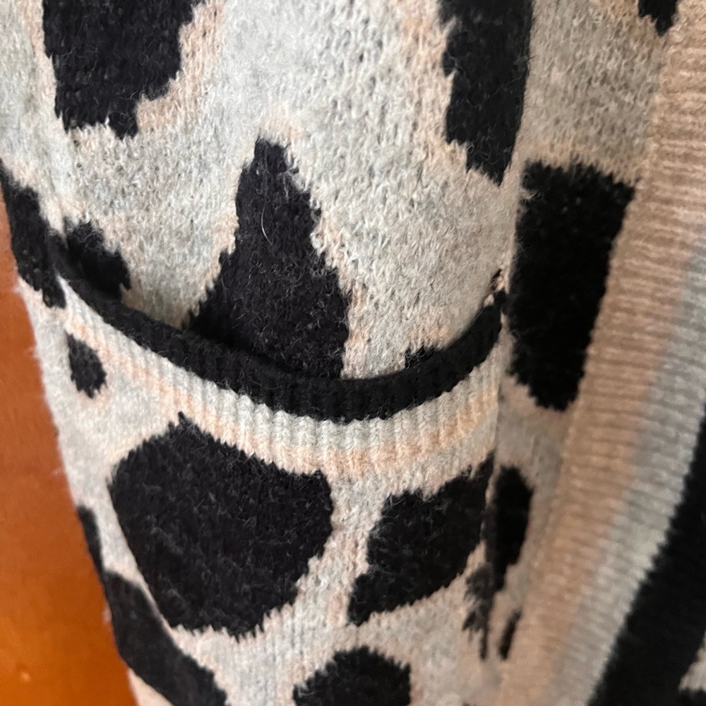 NWT Miracle Leopard Print Open Front Cardigan Sweater with two front pockets - Picture 4 of 6